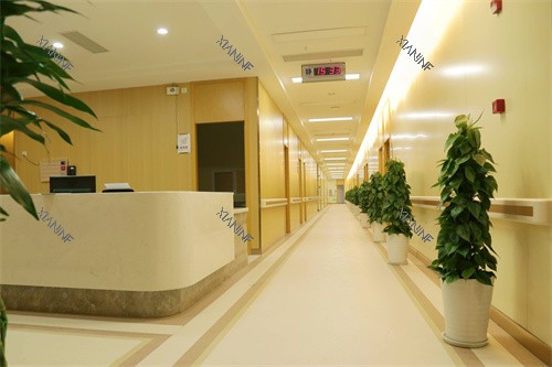 成都九龙医院住院部.jpg 成都九龙医院住院部.jpg