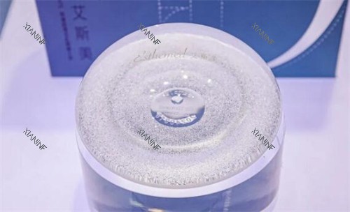 艾斯美隆胸假体照片.jpg 艾斯美隆胸假体照片.jpg