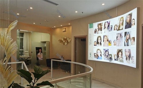 广州米伦整形二楼展示区.jpg