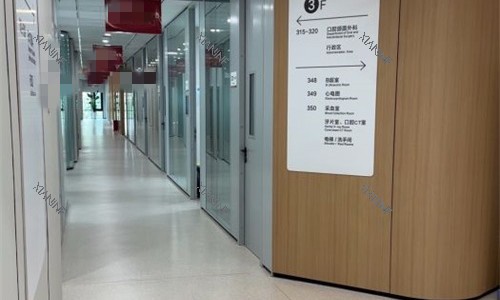 西安天皓口腔走廊图.jpg 西安天皓口腔走廊图.jpg