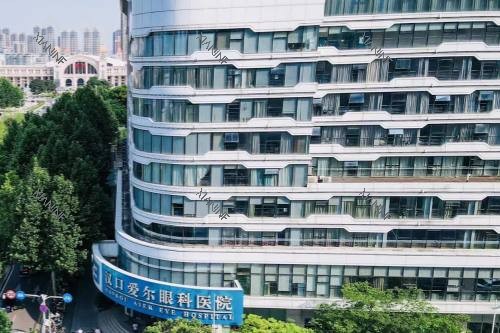 武汉爱尔眼科汉口医院大楼.jpg