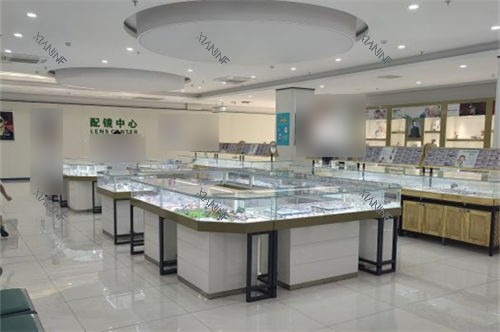 合肥东南眼科医院配镜中心环境图.jpg