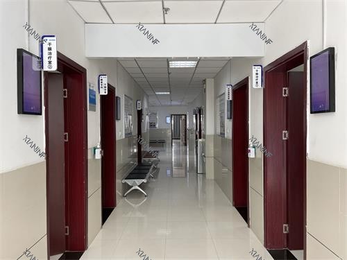 郑州视光眼科走廊环境.jpg