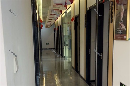 宁波镇海牙医帮口腔走廊环境.jpg