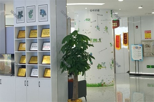 祁阳雅尔康口腔医院大厅环境.jpg