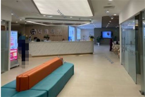 上海迈维齿科诊室外休息区.jpg
