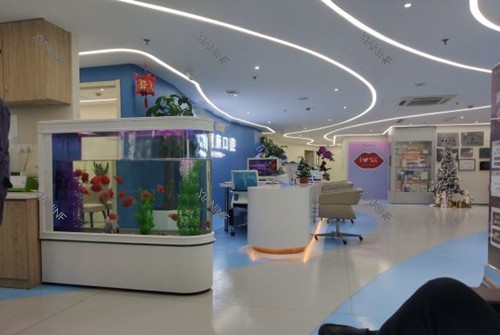上海曙康口腔大厅服务台环境示意图.jpg