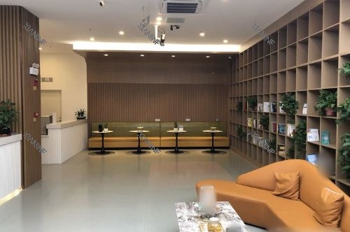 盐城倍美口腔医院休息区.jpg