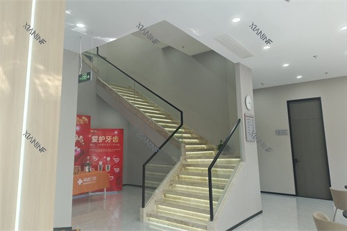 宁波诚适口腔江东门诊楼梯间环境.jpg