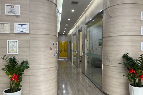 兰州惠安齿科定西分院大厅环境图.jpg