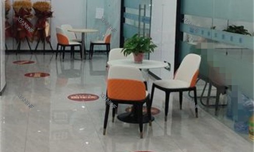 无锡牙坐标口腔椅子休息区.jpg