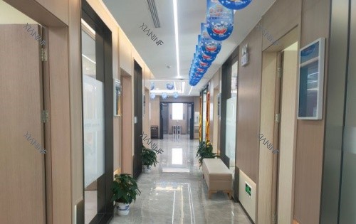 深圳港龙口腔走廊环境示意图.jpg