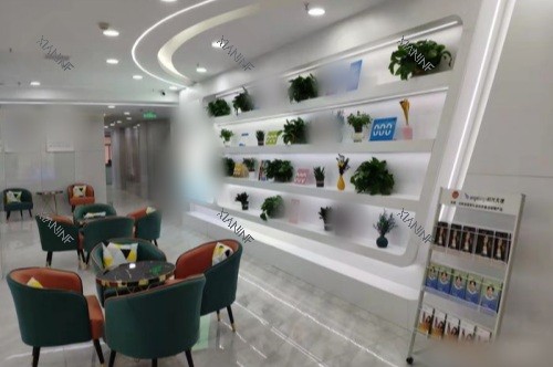 黄石华玉口腔万达店休息区.jpg