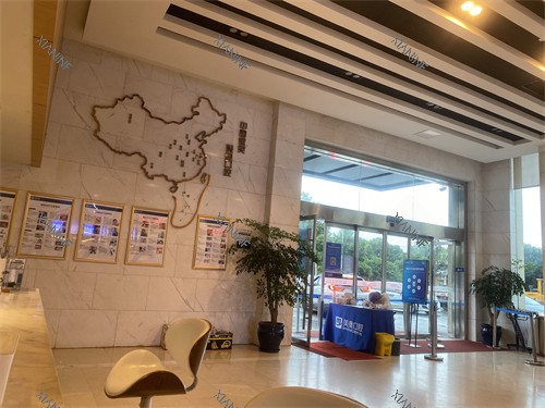 长沙美奥口腔种植（总院）大厅.jpg